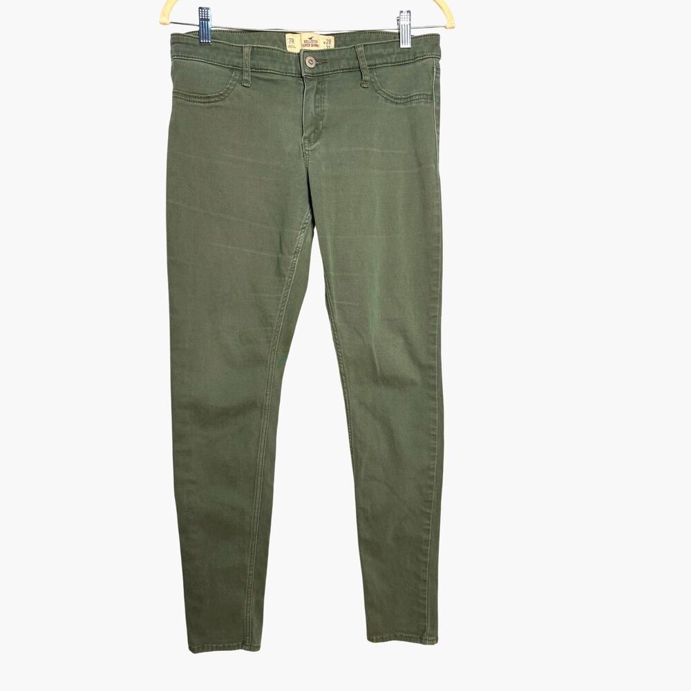 HOLLISTER Super Skinny Green Khaki Pants, Size 7R (W: 28; L: 31)